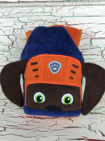 Hooded Bath Towel Diver Pup