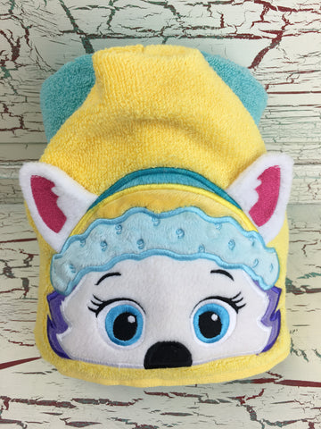 Hooded Bath Towel Snow Pup